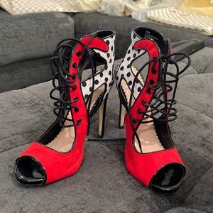 Dress shoes 👠